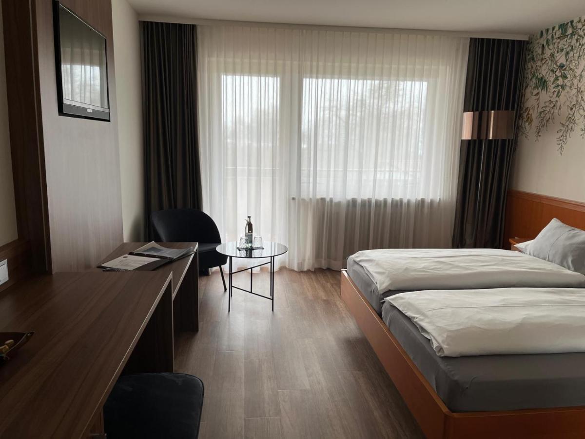 Hotel Gaestehaus Zuern 바서부르크 외부 사진